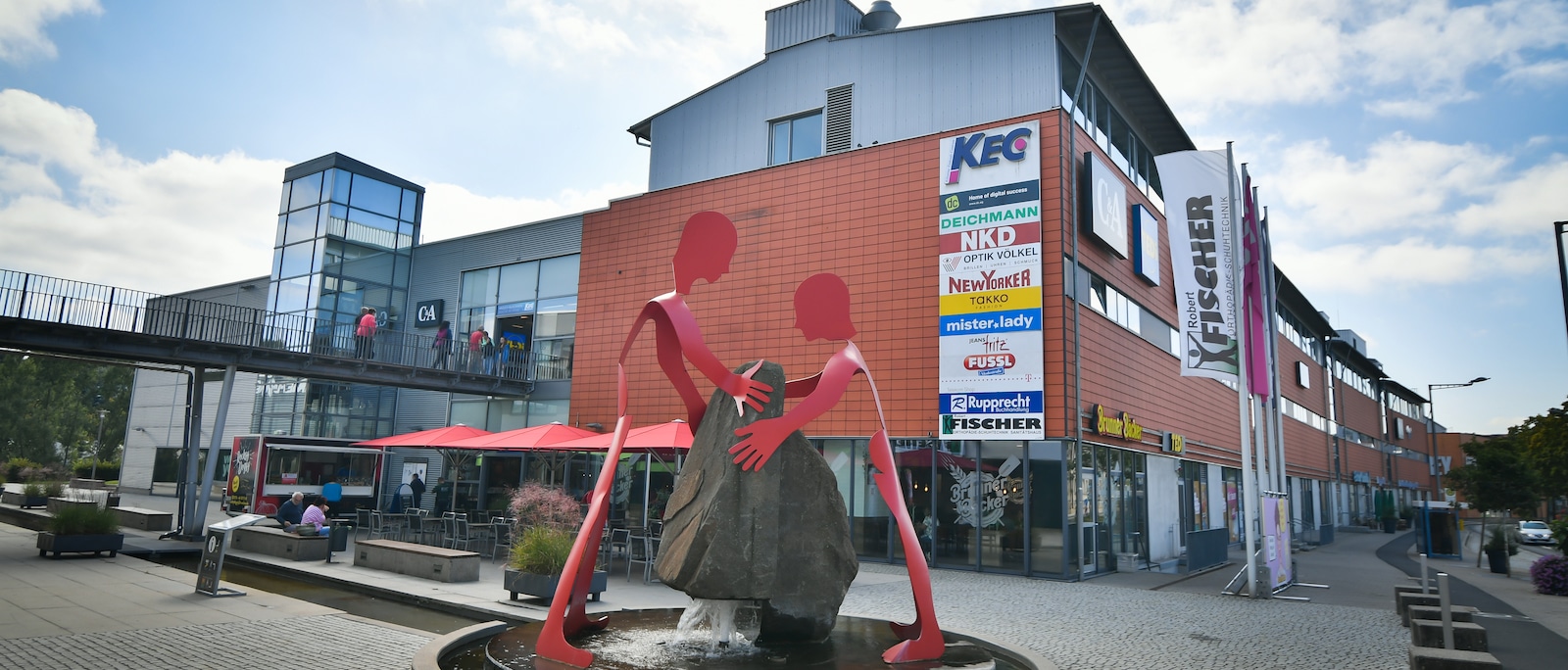 VÖLKEL verlängert mit Takko im KEC